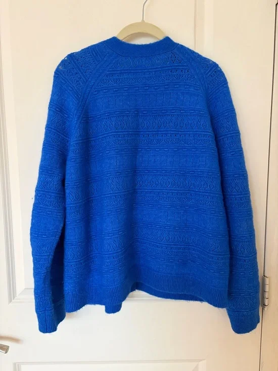 Sezane Electric Blue V‑Neck Cable Knit Cardigan - Picture 3 of 8